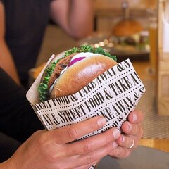 Preview: 500x Papierbeutel FSC MIX fettdicht weiß mit Druck "Street Food & take away" 16 x 17 cm